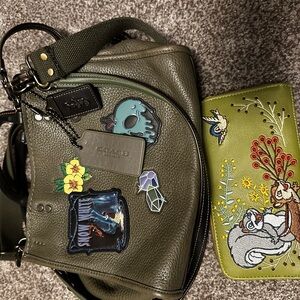 Coach Olive Green Women's Bag with Embroidered Wallet Disney SnowWhite